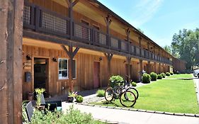 Methow River Lodge And Cabins